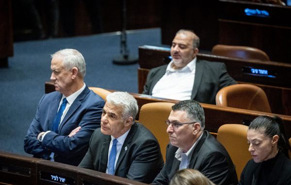 האופוזיציה מגיבה לנתניהו: "מדינת ישראל מתפרקת"