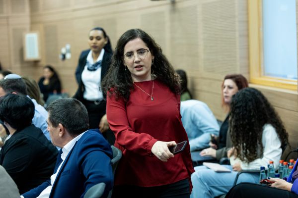 באופוזיציה מגיבים לפרסום סרוגים: גונבים את הבחירות