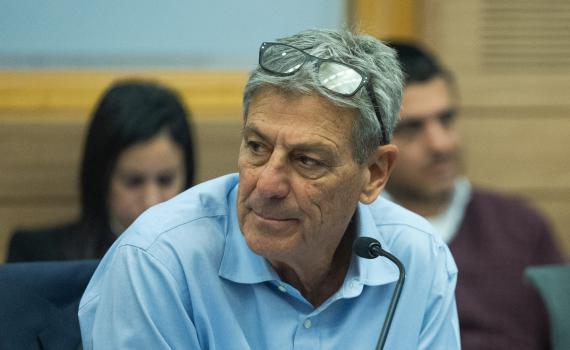 סגן ראש המוסד לשעבר רם בן ברק תומך בסרבנות