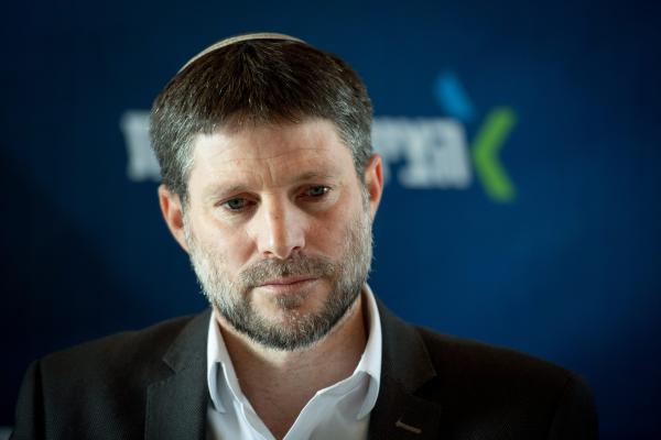 סמוטריץ': "עצרו את תשובת המדינה על חאן אל אחמר"