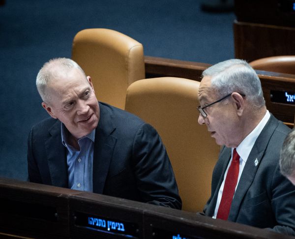 לפני ההצהרה: גלנט זומן ללשכת נתניהו