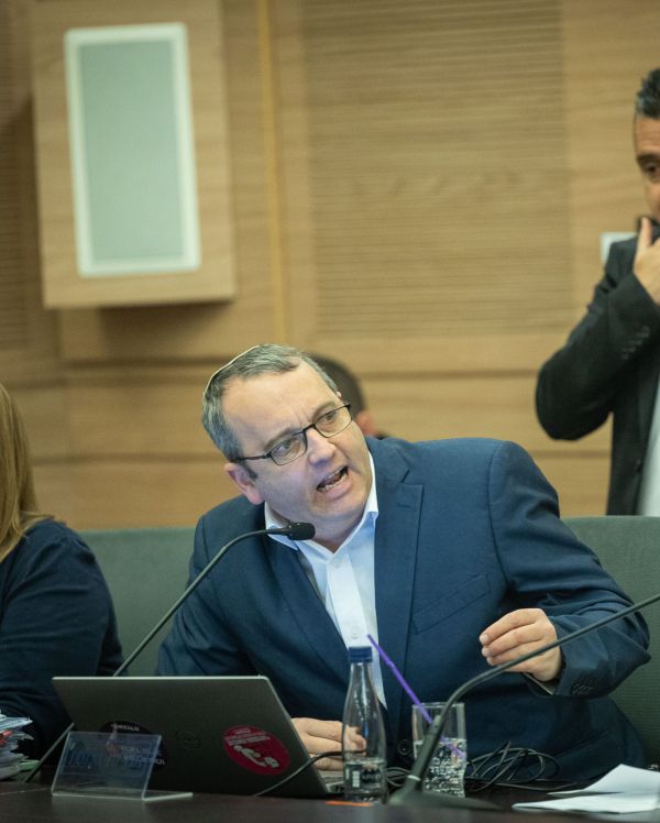 חוק ההתנתקות מפצל את האופוזיציה. צפו בעימות: