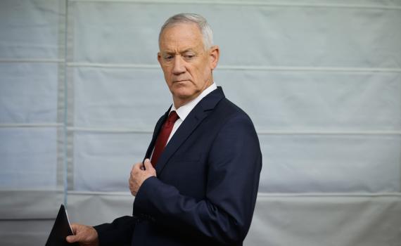 מפגינים הגיעו לביתו של גנץ: "דיר באלק בני"