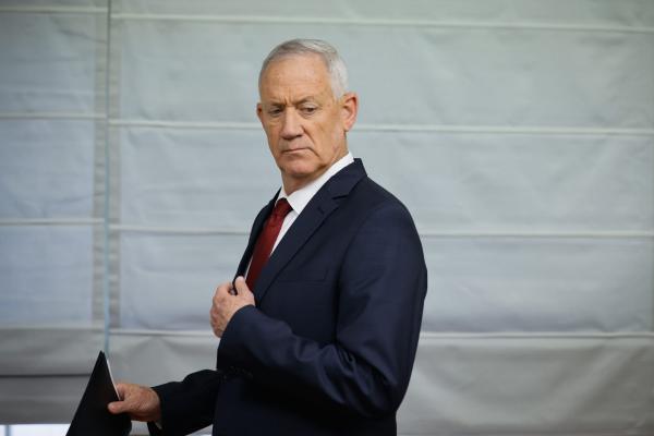 מפגינים הגיעו לביתו של גנץ: "דיר באלק בני"