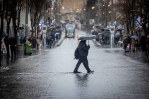 השירות המטאורולוגי מצנן את ההתלהבות