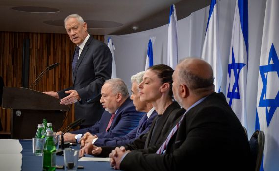 "כמו צפון קוריאה": ליברמן בקריאה חריגה לאופוזיציה