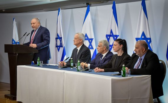 ליברמן תוקף: "אסור ליפול למלכודת של נתניהו"