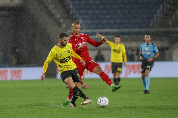 בניגוד לרצונו: בית"ר האריכה את החוזה של שועה