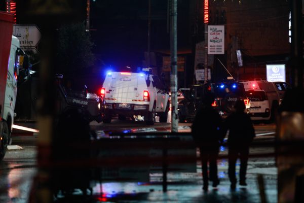 פיגוע בחווארה: ירי לעבר רכב ישראלי, הנהג נפצע קל