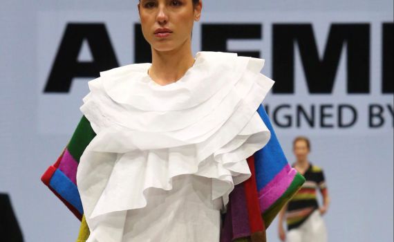 שר הדתות נגד ביזוי הטלית במסגרת שבוע האופנה