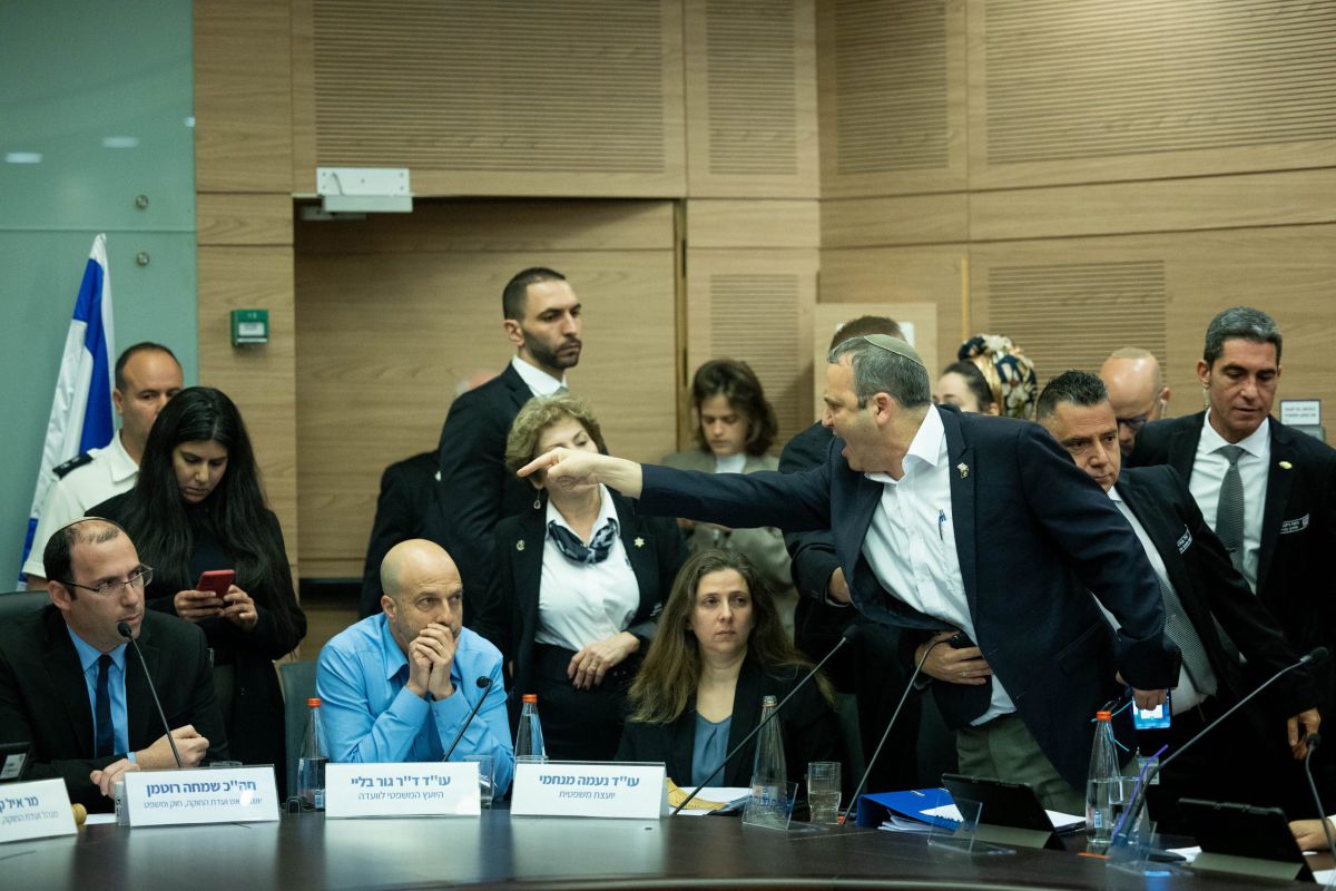 האופוזיציה דורשת מרוטמן: "תמשוך את הצעת החוק"