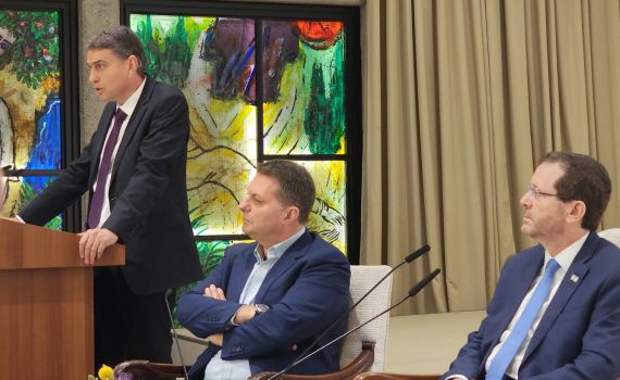 הנשיא מגייס את ראשי הרשויות: "אני צריך אתכם"