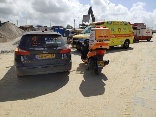 אשקלון: פועל נלכד בתוך מגרסת אבנים – ונהרג