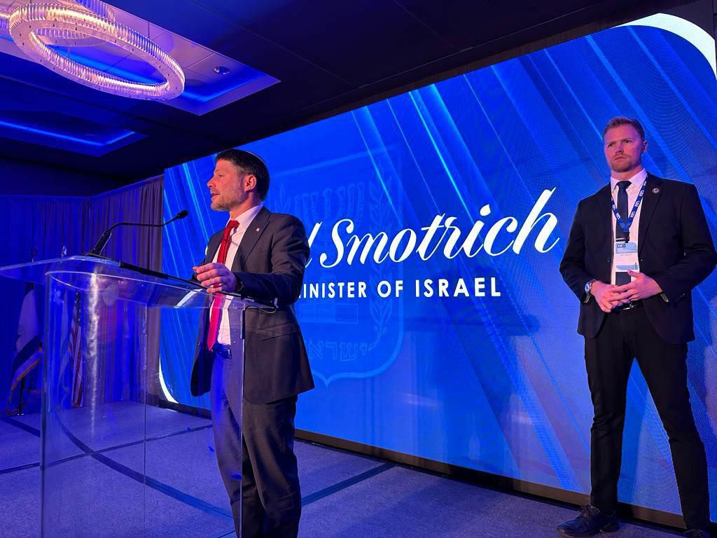 סמוטריץ' בארה"ב: "אסור לשכוח שאחים אנחנו"