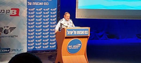 מפכ"ל המשטרה: "משטרת ישראל תישאר א-פוליטית"