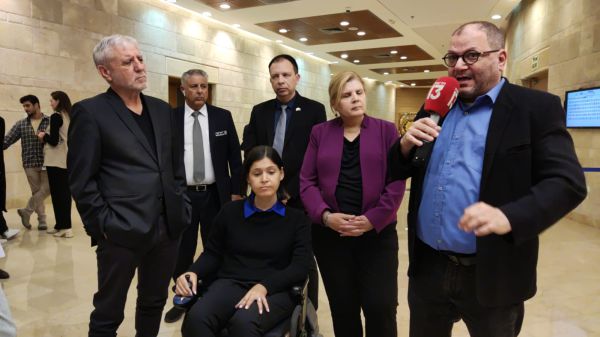 נציגי ועדת החוקה: "אנחנו לקראת התפרקות טוטאלית"