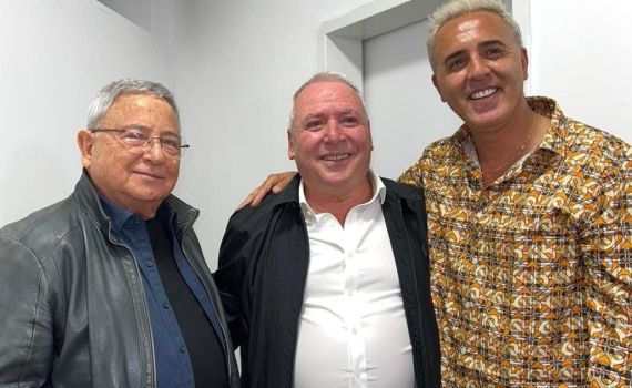 מפתיע: דודי אמסלם הגיע להופעה של קובי פרץ וחנן יובל