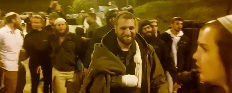 ניצול הפיגוע בחווארה הגיע להפגין. צפו: