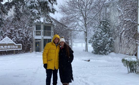 קר בחוץ וחם בלב: השליחים שנסעו לקנדה המושלגת