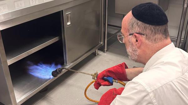 לקראת החג: כך שומרים על כשרות לפסח בתאילנד