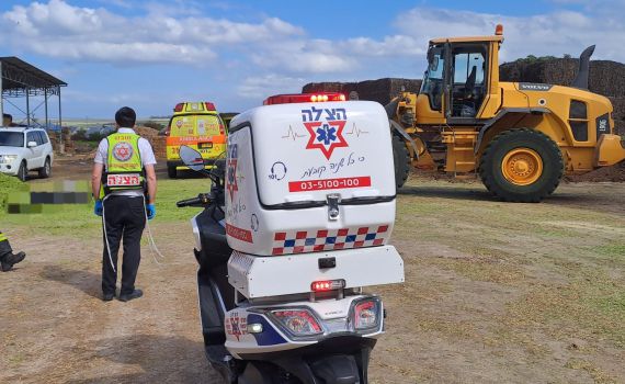 אסון במזרע: גבר בן 50 נהרג לאחר שנפגע מטרקטור