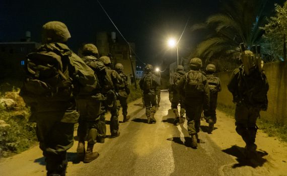 15 מבוקשים נעצרו ביו"ש, כלי נשק ורכב הוחרמו