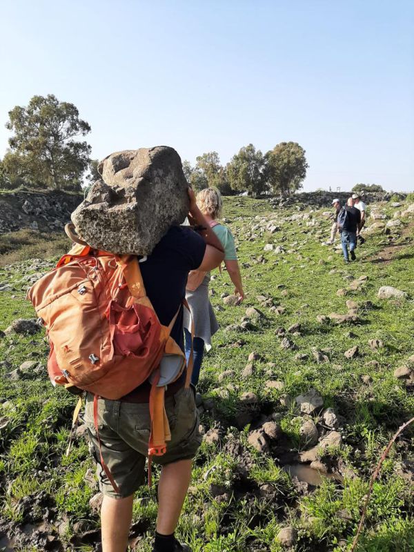 תבליט אריה התגלה בהריסות בית כנסת עתיק