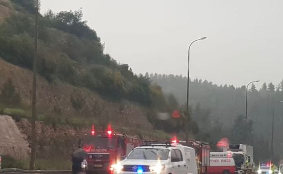 תאונה קשה סמוך לירושלים: כביש 1 נחסם לתנועה