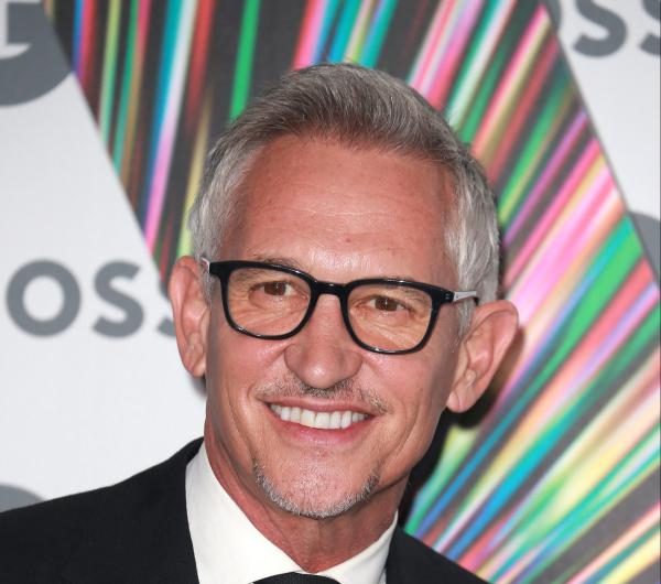 אחרי הסערה: מגיש הכדורגל חוזר לתפקידו