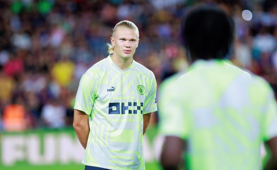 בעולם מהללים את כובש החמישייה: 'שחקן מפלצתי'