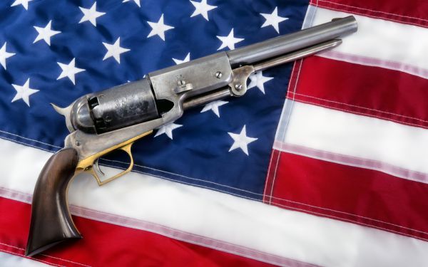 אסון בטקסס: בת 3 מצאה אקדח וירתה למוות באחותה