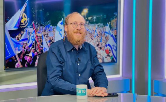 מארגן מחאת הימין: לא ככה מתקנים עוול של 35 שנה