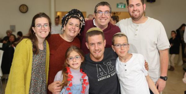 "רצית לגהץ עוד חולצות": אסתי יניב בפוסט מרגש