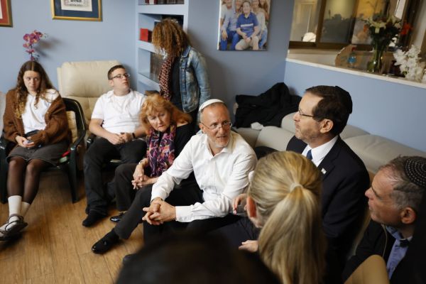 "קרן אור": הנשיא הגיע לנחם את משפחת די