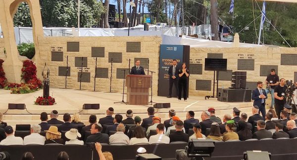 הרצוג: "מבקש שנפשוט מעלינו את המחלוקות"