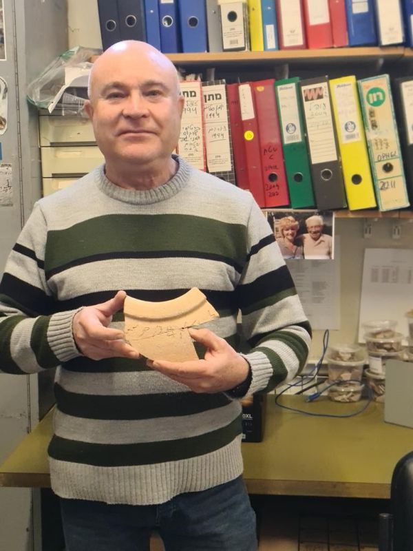 פוענח: כד חרס מבית ראשון הכיל ד"ש מממלכת שבא