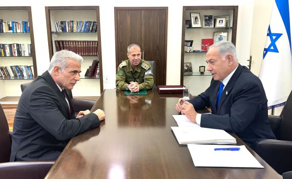 רשת הביטחון – זיכרון טראומטי וקלף פוליטי