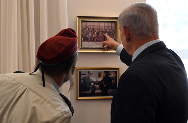 נתניהו למדליקי המשואות: "ההפך הגמור קורה"