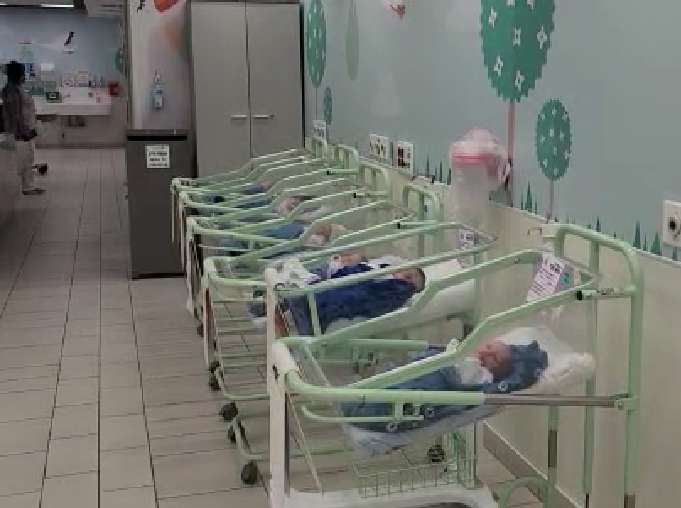 השיר שנוגן בתינוקייה עם פטירתו של יהונתן גפן | צפו