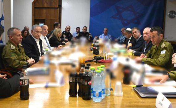 הח"כ מהקואליציה תוקף: יש בקבינט אנשים פחדנים