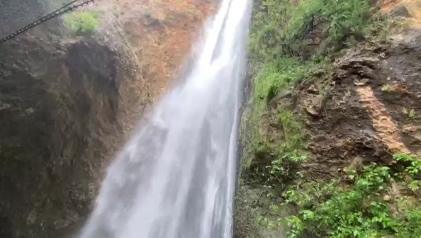 שלג כבד בחרמון; זרימות אדירות בנחלים. צפו בתיעוד