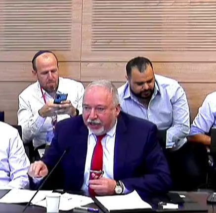 ח"כ אזולאי לליברמן: "חוץ משנאה לא עשית כלום"