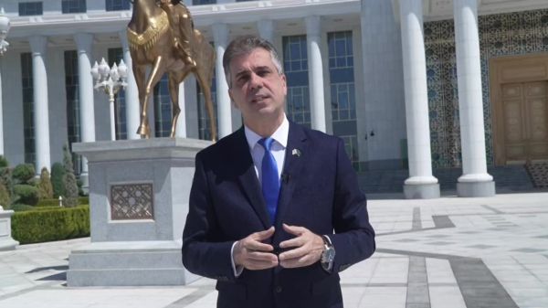 שר החוץ נגד רה"מ הספרדי: "גורם זר לא יחליט"