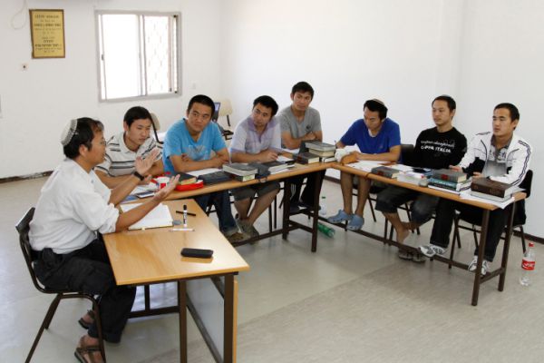 למען החיבור: הצטרפו לשבת "ואהבתם את הגר"