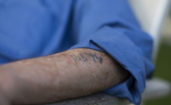 ערב יום השואה: זה מספר הניצולים שחיים בישראל