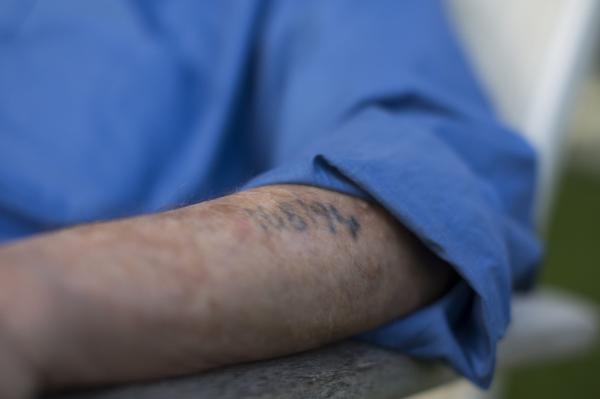 ערב יום השואה: זה מספר הניצולים שחיים בישראל