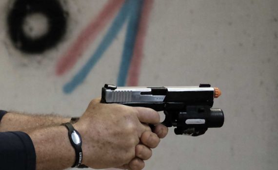 מזעזע: פוליטקאי הודי נרצח בשידור חי