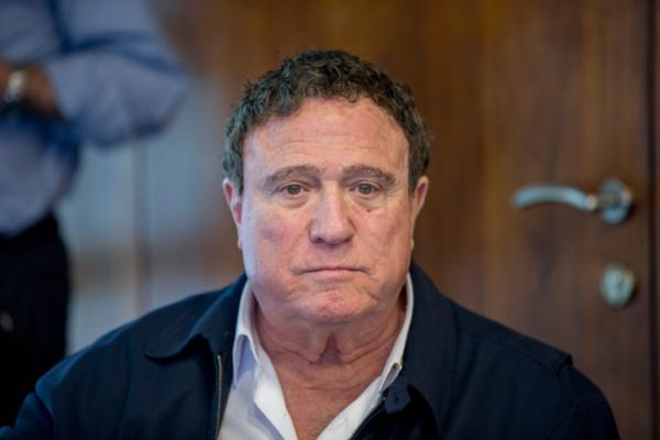 יהורם גאון מתנצל: עוללנו להם עוול שקראנו להם כך