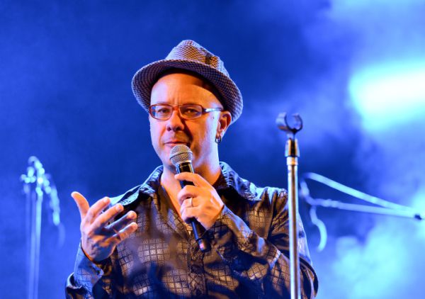 קובי אוז מברך את נפתלי בנט: "גם השנה"