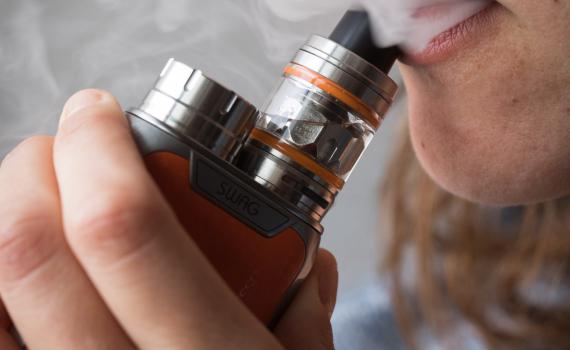 חשד: ריאות של בן 16 קרסו בגלל סיגריות אלקטרוניות